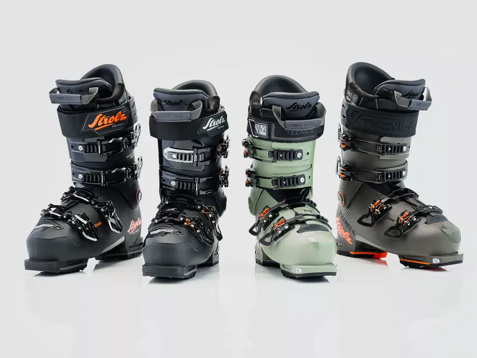 Schischuhe in verschiedenen Varianten